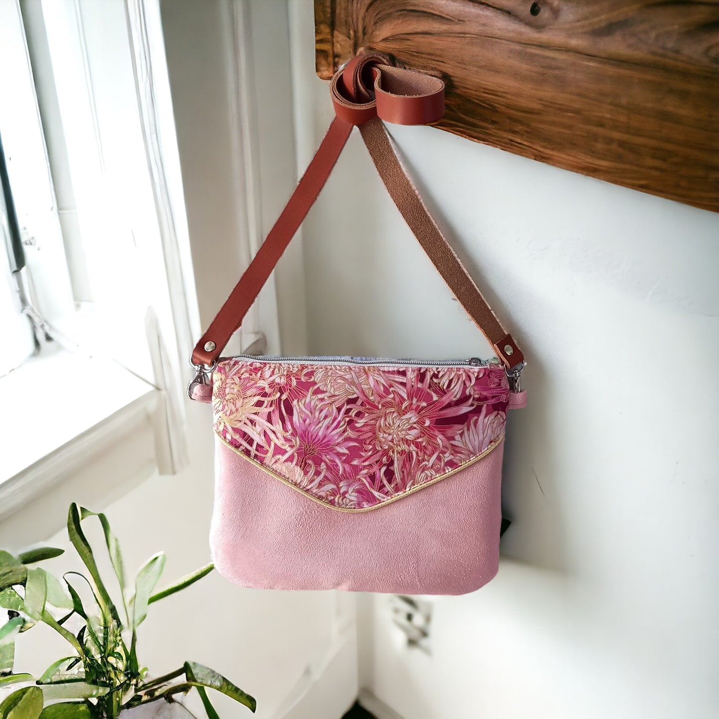 Le Petit Bandoulière rose poudré