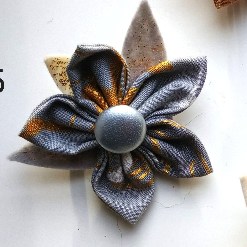 Les broches blanches et noires