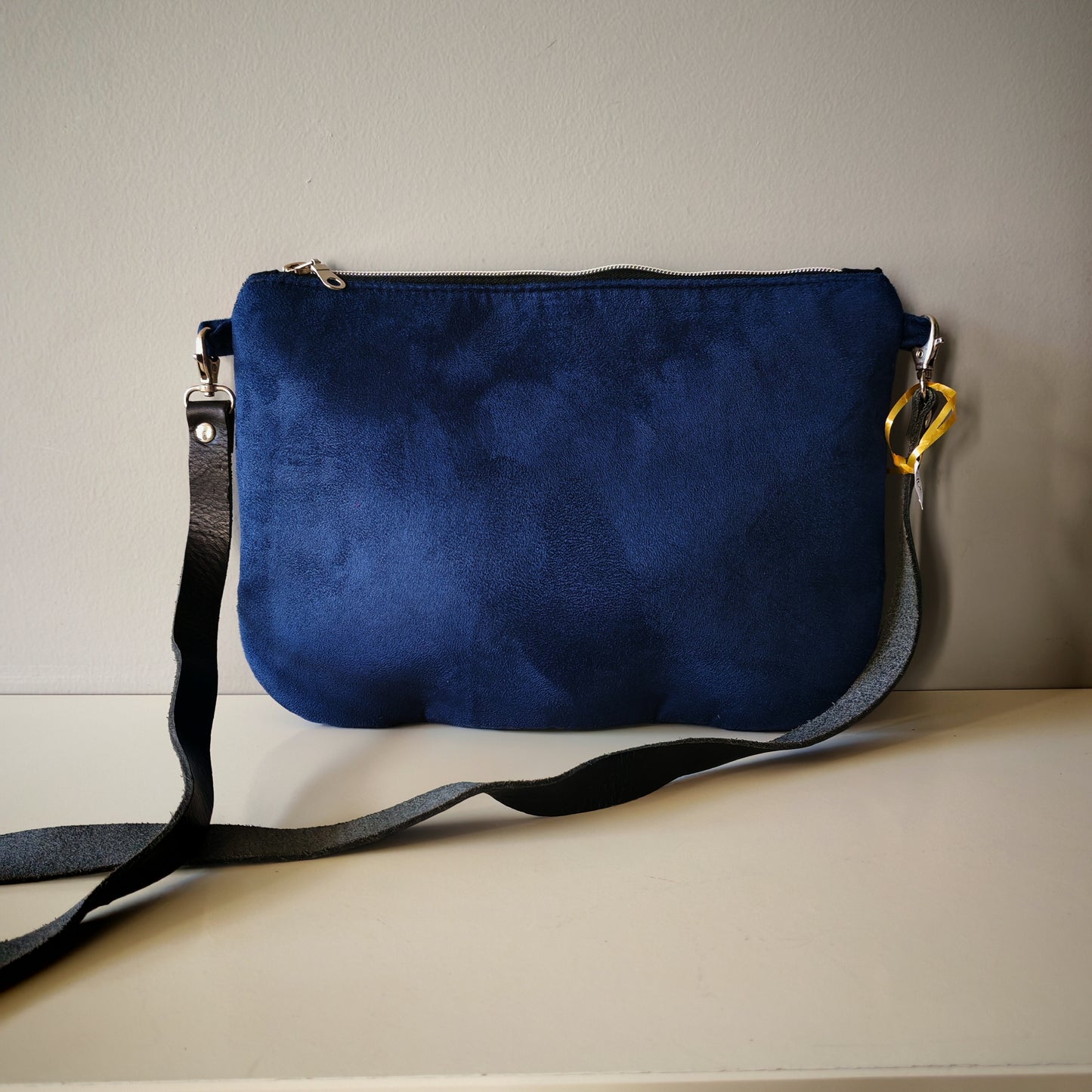 Sac Pils noir bleu floral